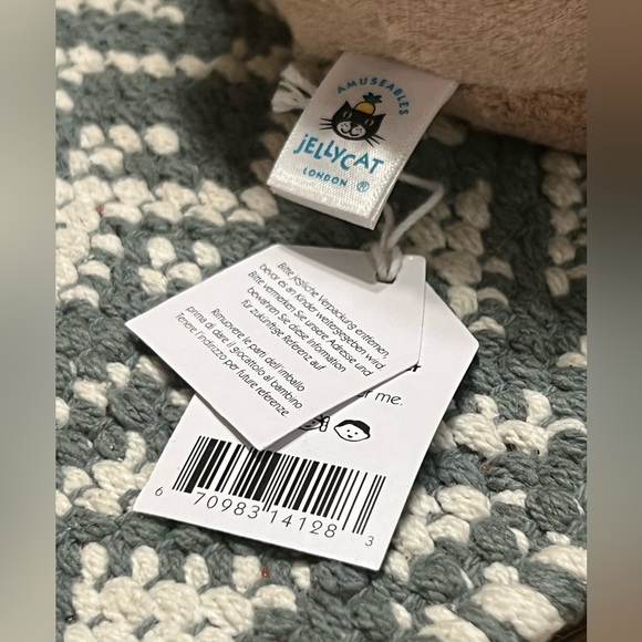 JELLYCAT AMUSEABLES - NWT CHEESEBURGER PLUSHIE! OUT OF STOCK COLLECTIBLE! - Picture 11 of 14